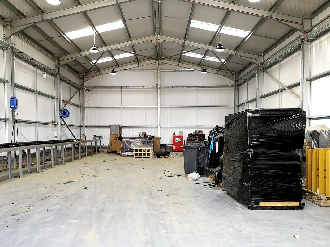 manufacturing/warehouse industry, health and safety for manufacturing, training, vehicle safety, work at height, manual handling